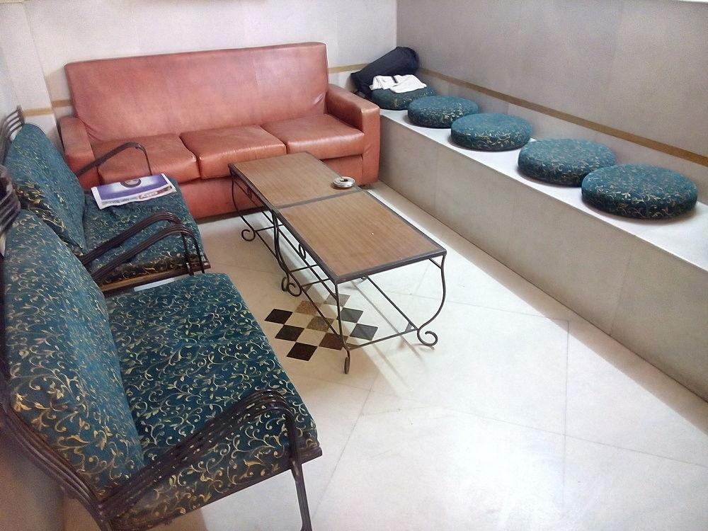 Hotel Pearl Plaza New Delhi Eksteriør billede
