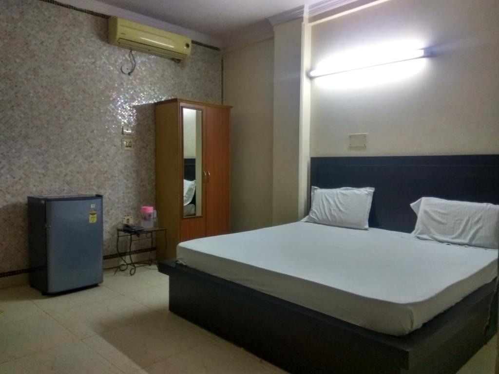 Hotel Pearl Plaza New Delhi Eksteriør billede